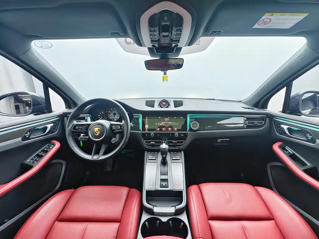 Porsche Macan — миниатюра 8
