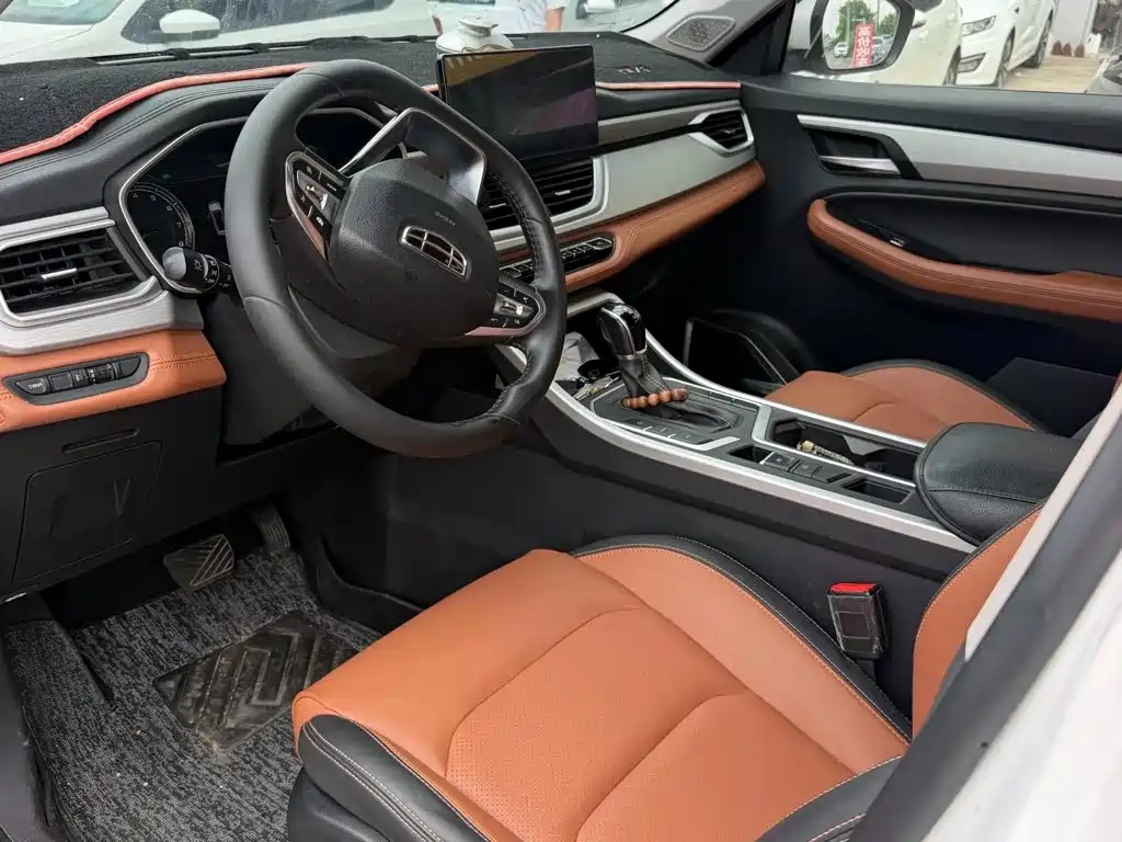 Geely Vision X6 — миниатюра 9