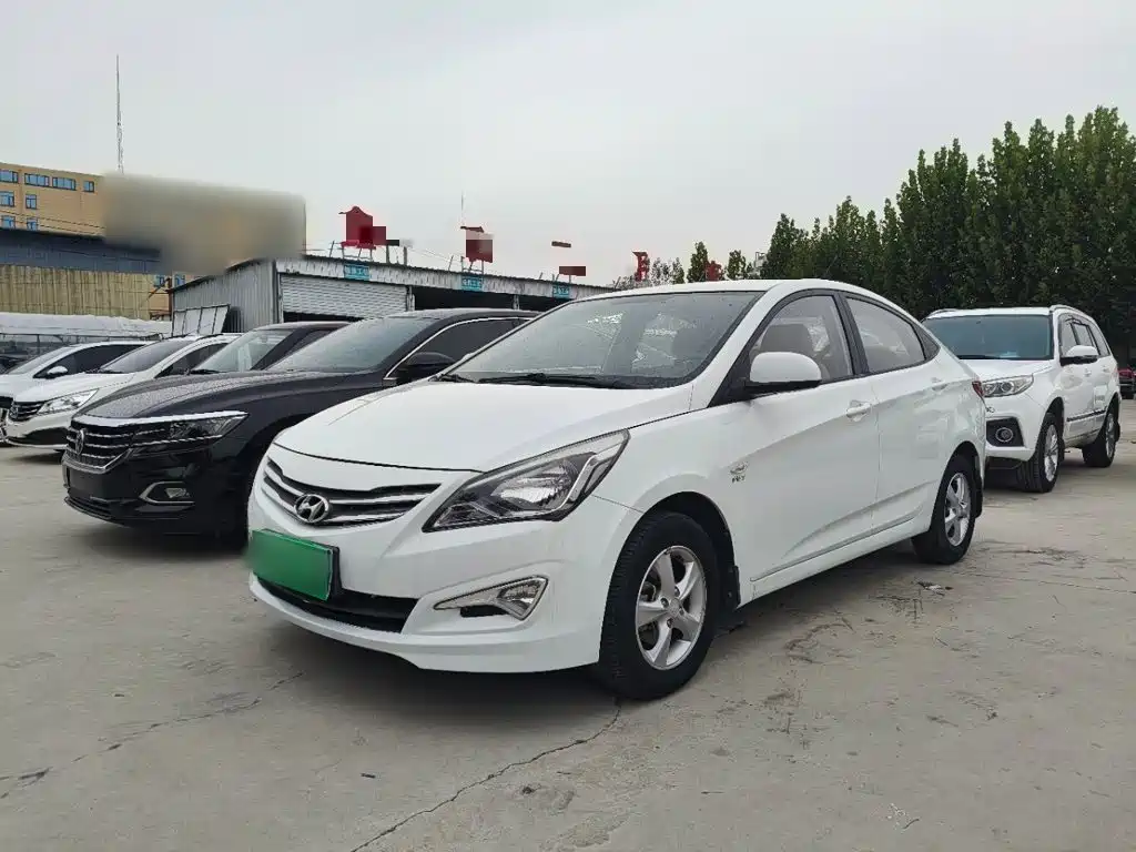 Hyundai Verna