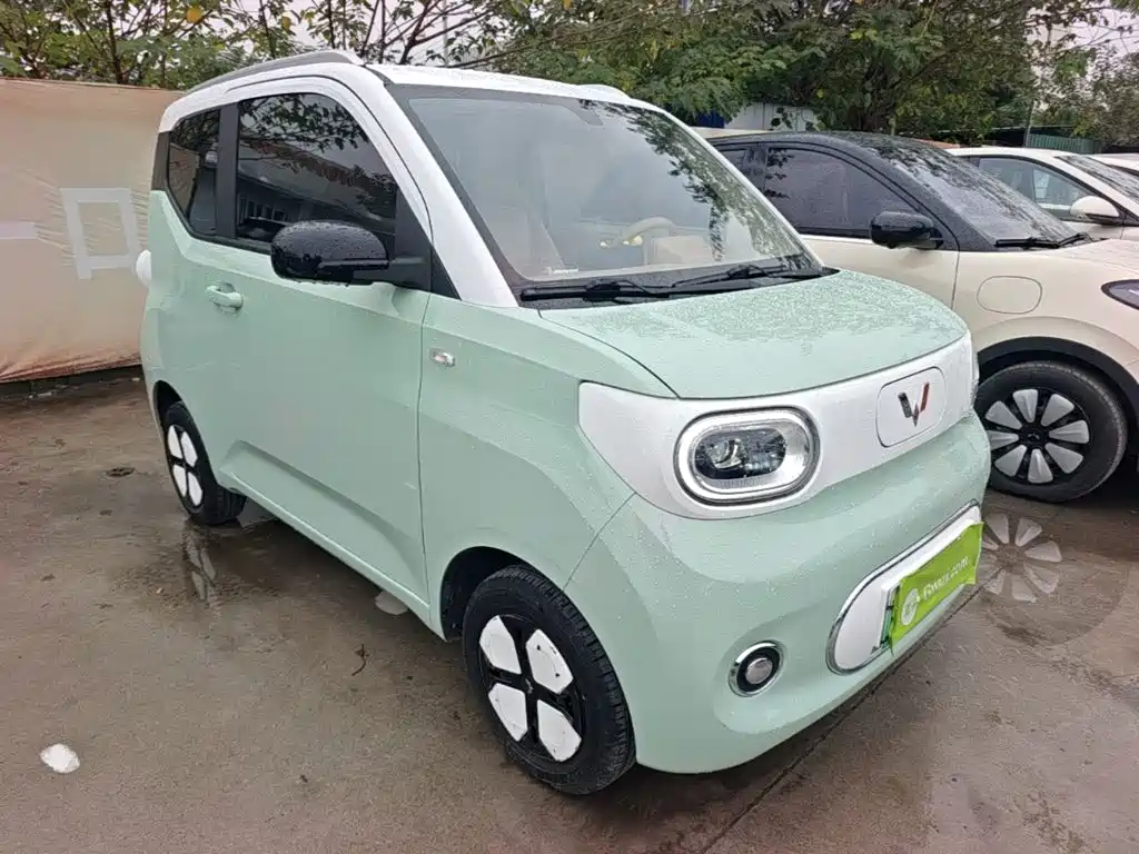 Wuling MINIEV — миниатюра 4