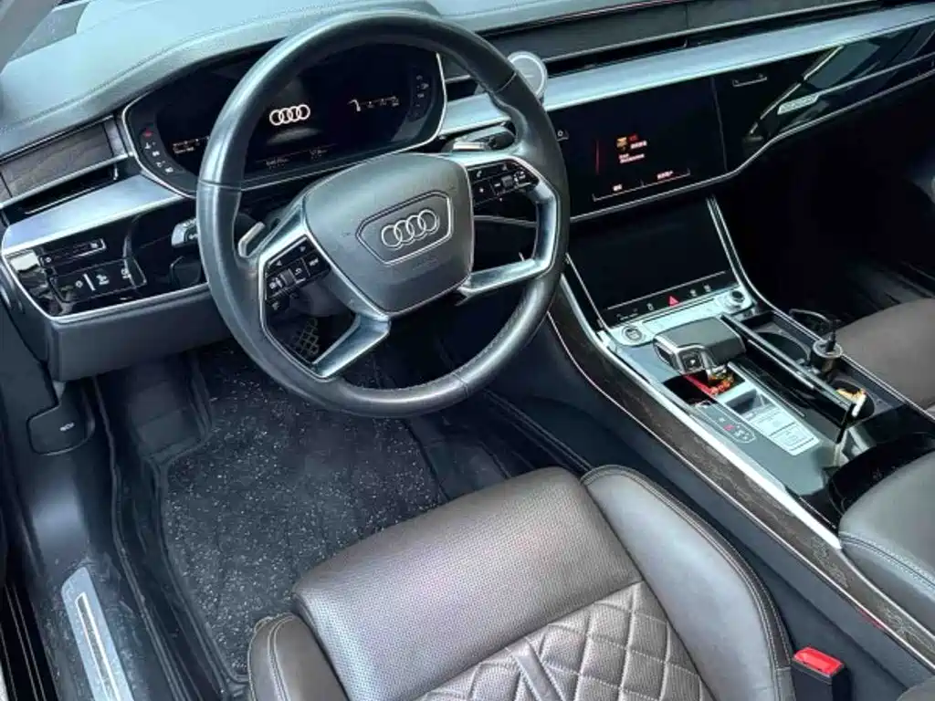 Audi A8 — миниатюра 6