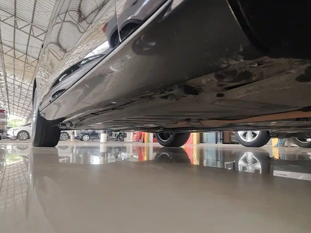Mercedes-Benz E-Class — миниатюра 21