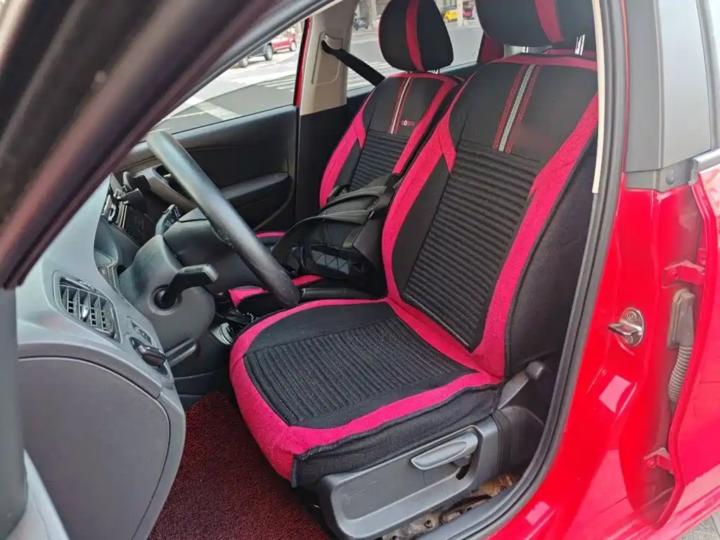 Volkswagen Polo — миниатюра 8