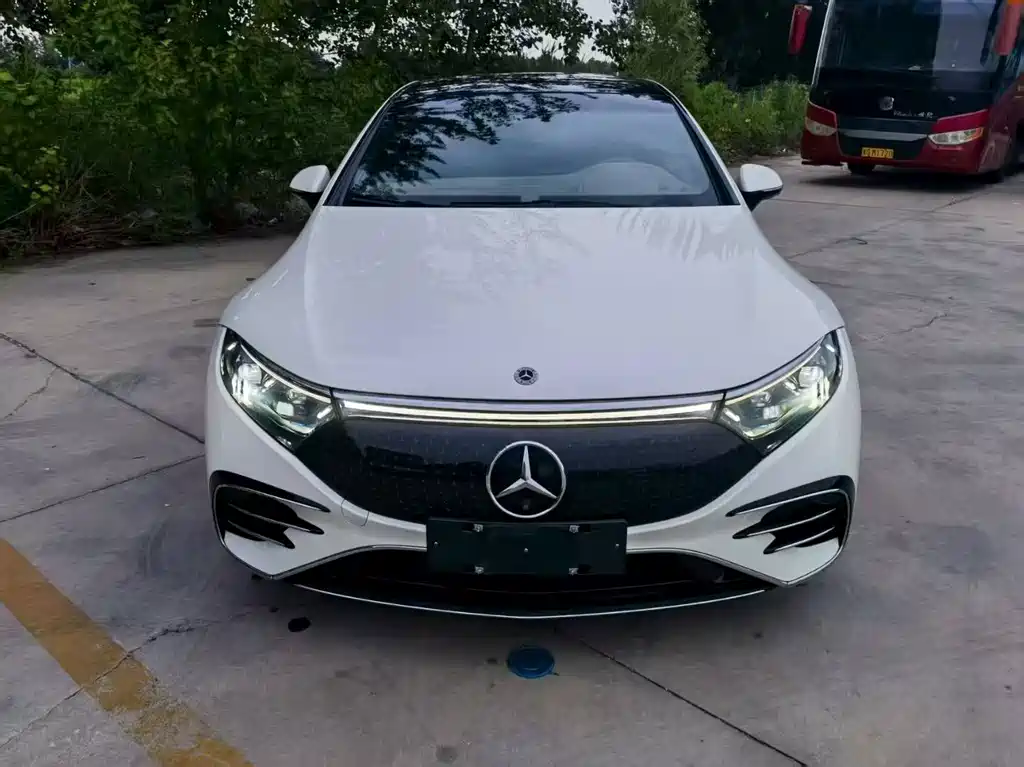 Mercedes-Benz EQS — миниатюра 2