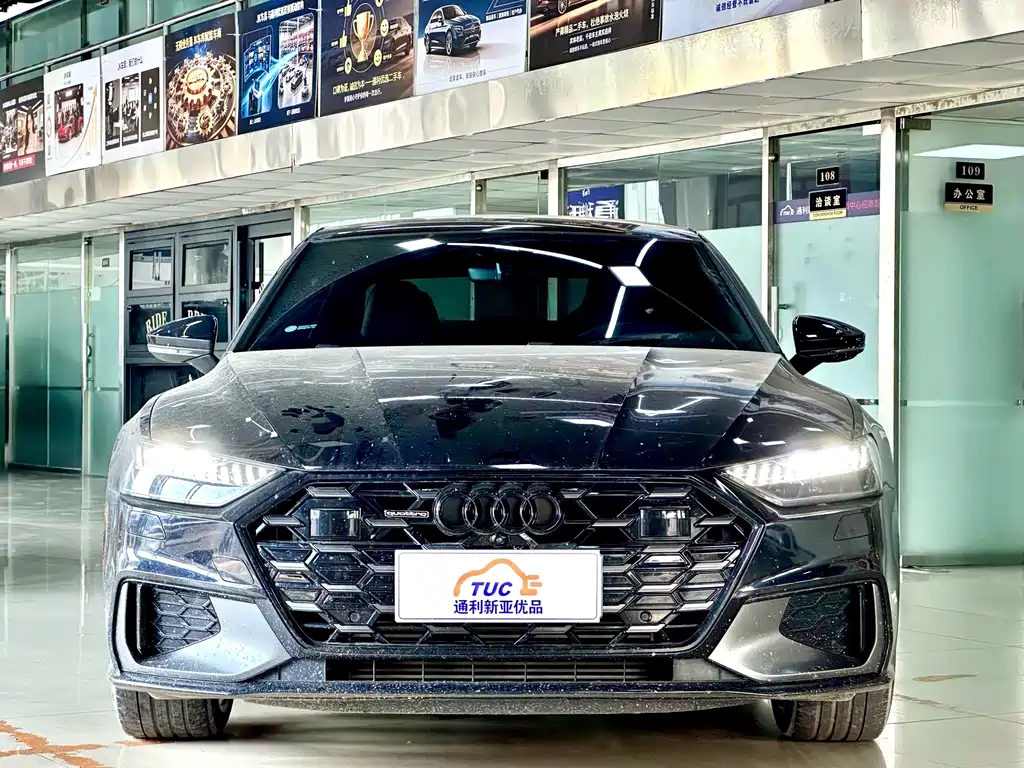 Audi A7L — миниатюра 2