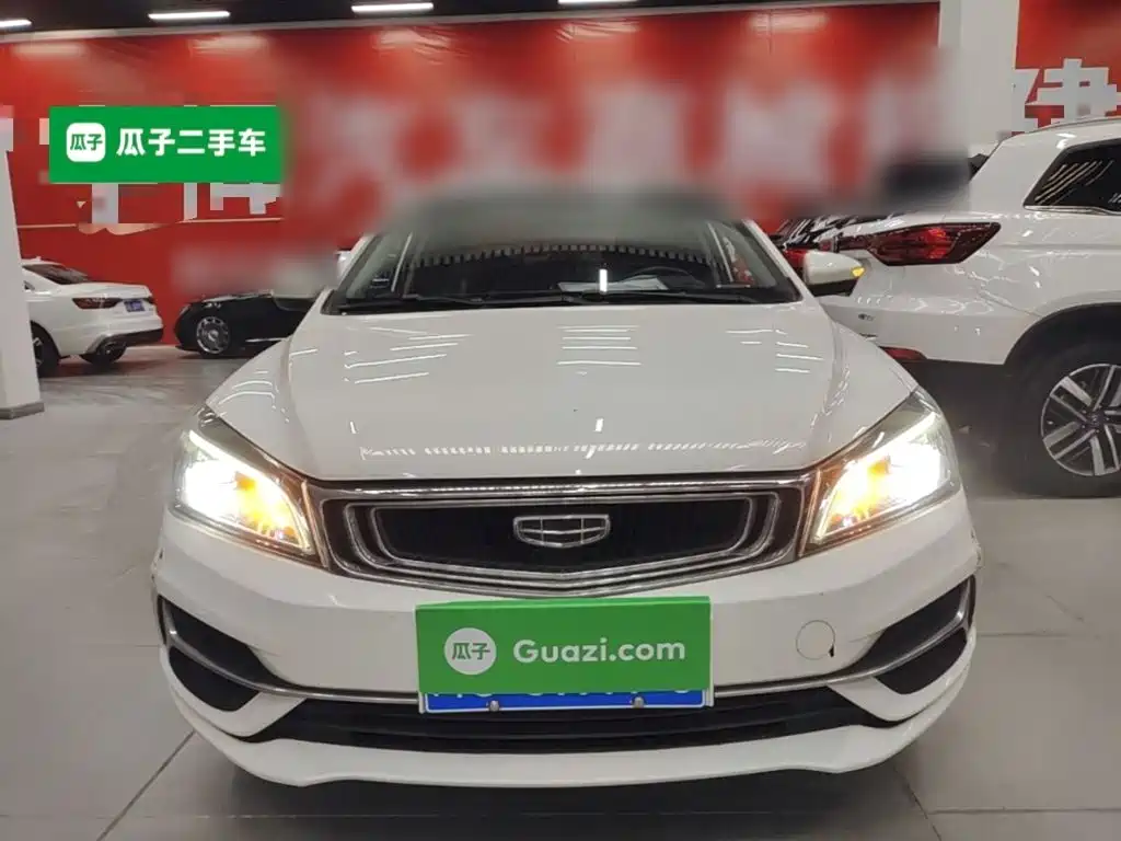 Geely Emgrand — миниатюра 3