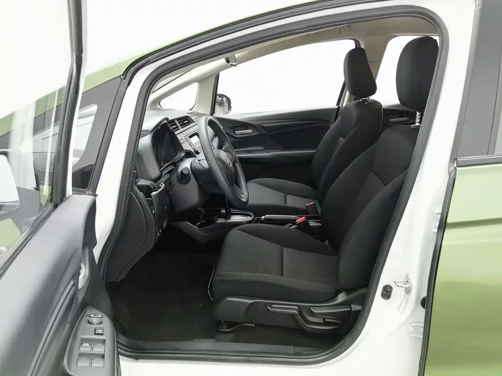 Honda Fit — миниатюра 10