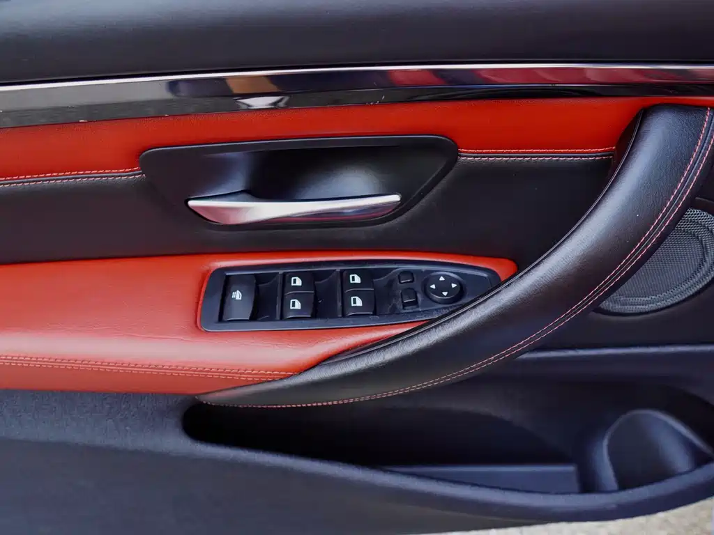 BMW M4 — миниатюра 24