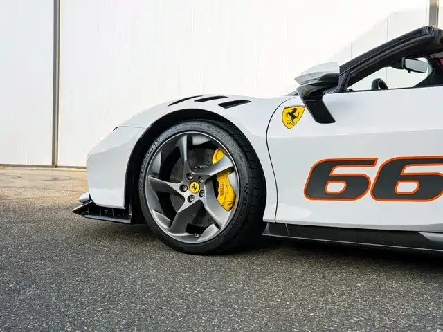 Ferrari SF90 — миниатюра 11