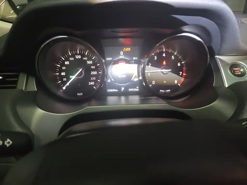 Land Rover Evoque — миниатюра 13