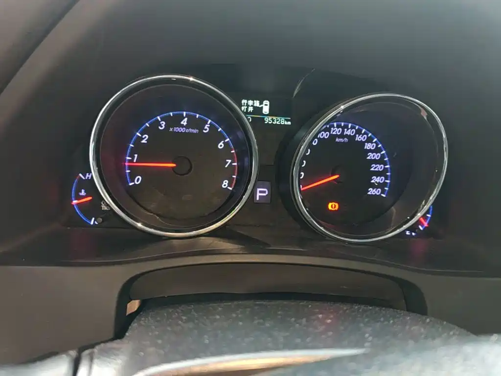 Toyota Reiz — миниатюра 12
