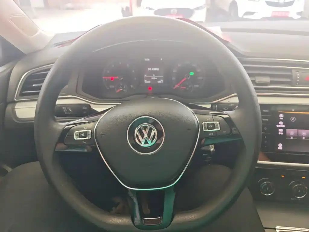 Volkswagen Lamando — миниатюра 11