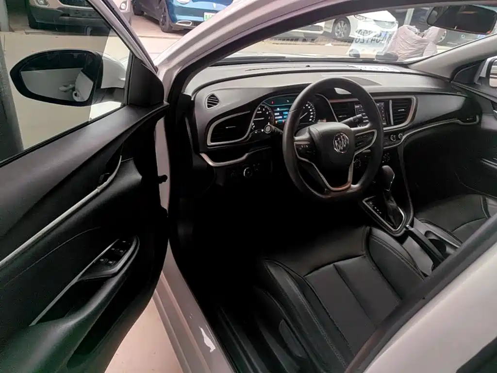 Buick Excelle — миниатюра 16