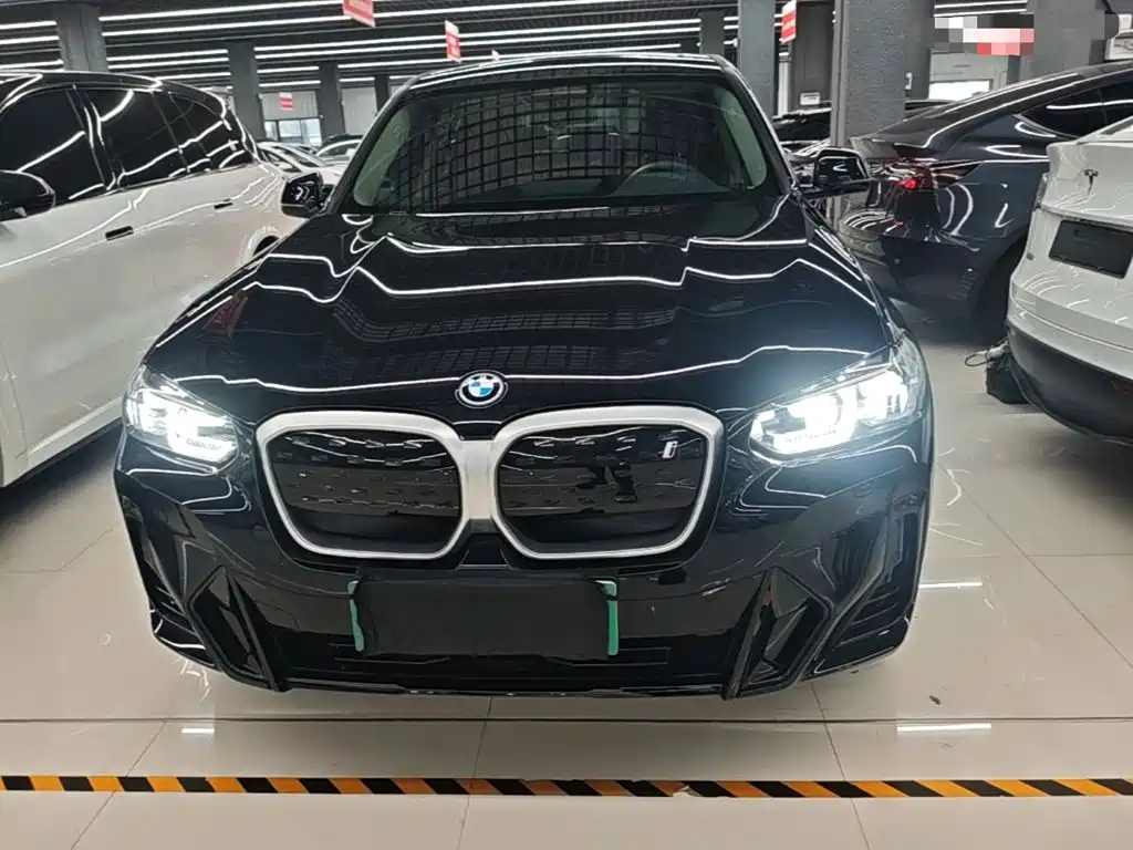 BMW iX3 — миниатюра 3