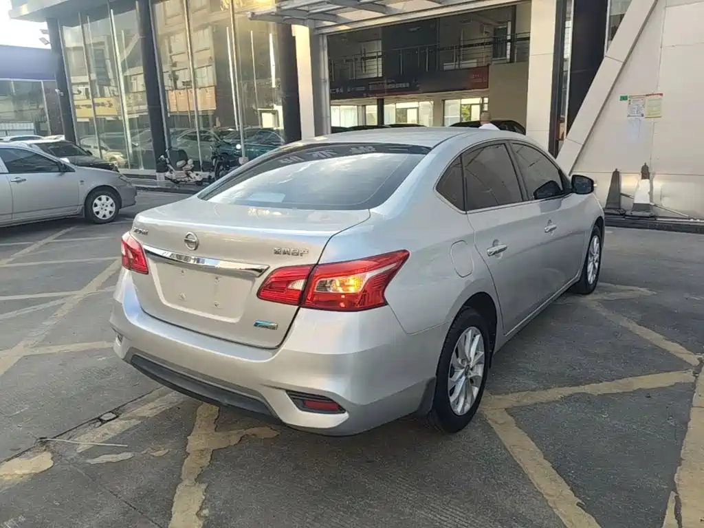 Nissan Sylphy — миниатюра 7