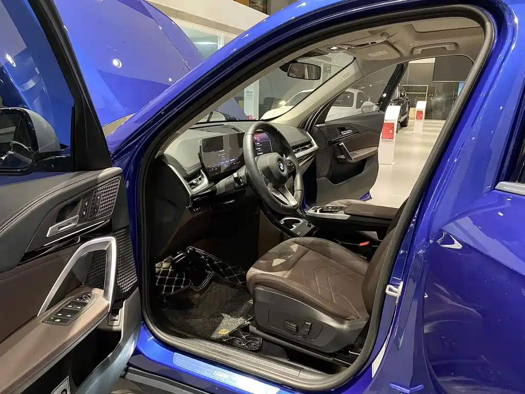 BMW X1 — миниатюра 7