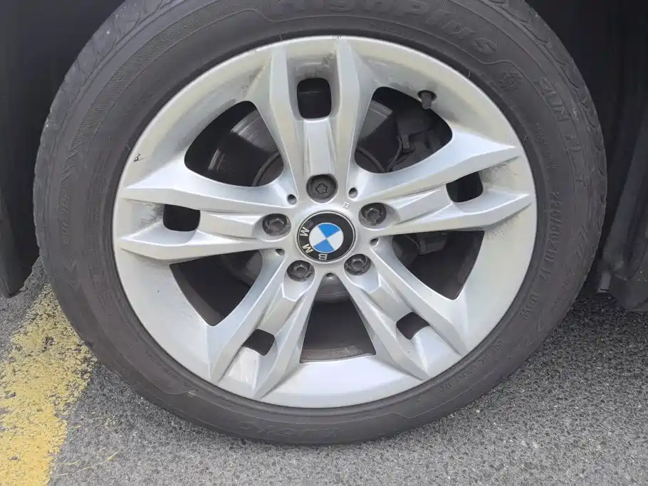 BMW X1 (Import) — миниатюра 6