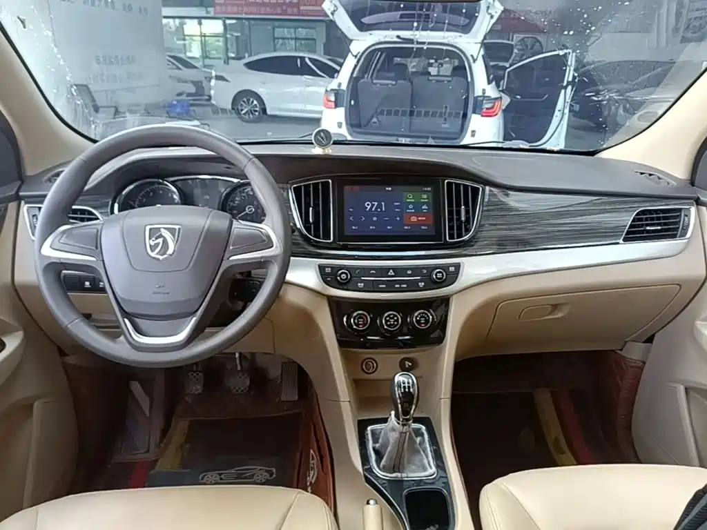 Baojun 730 — миниатюра 10