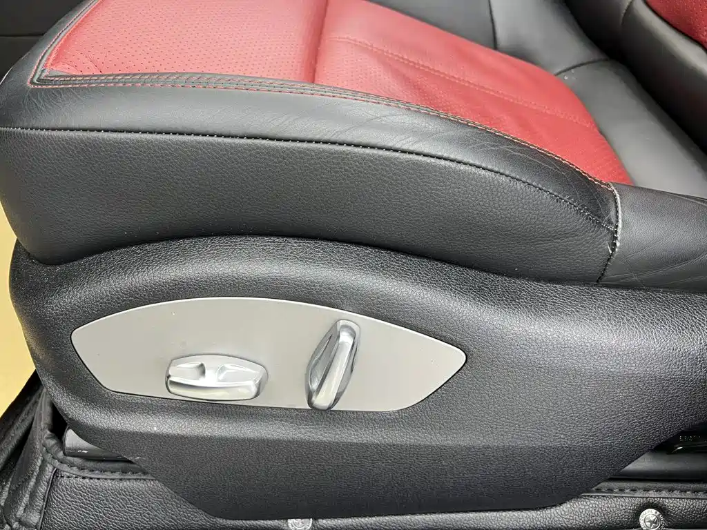Porsche Macan — миниатюра 27