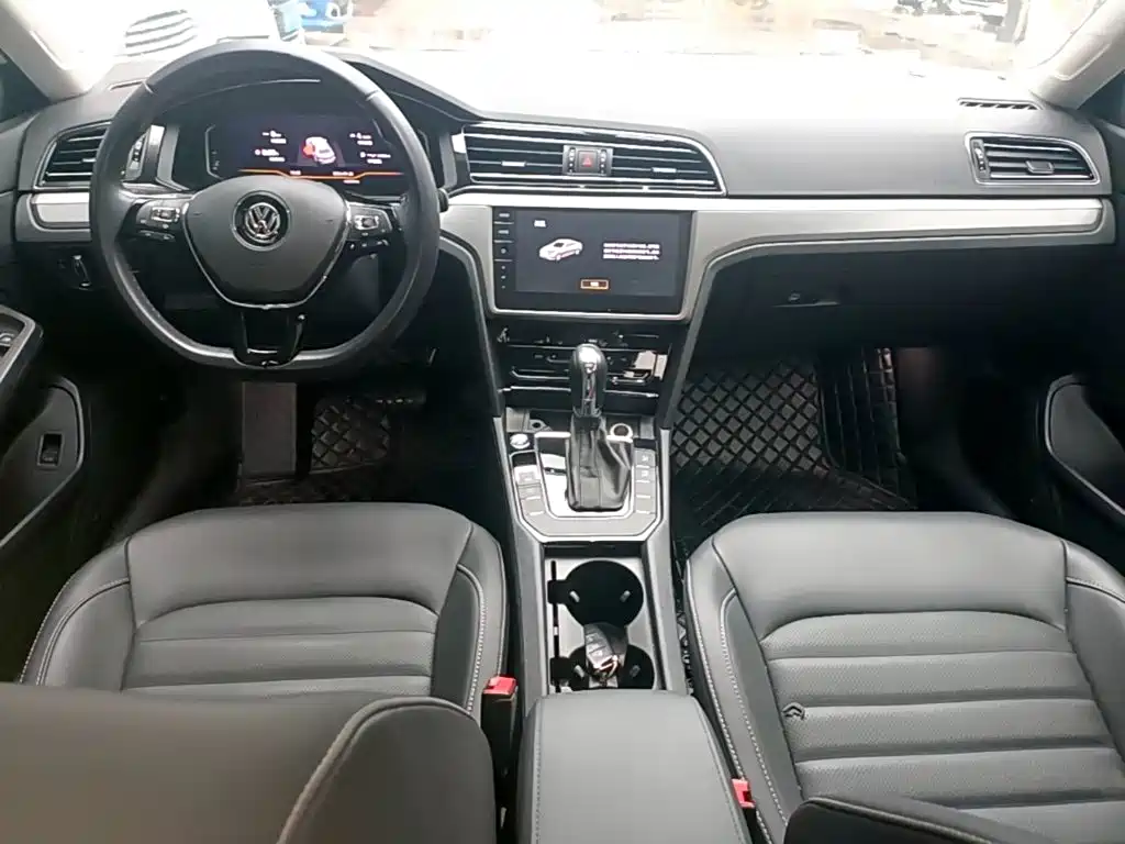 Volkswagen Lamando — миниатюра 10