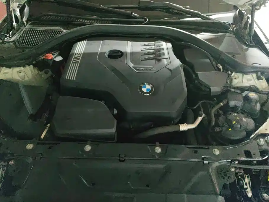 BMW 3 series id 4669478 из Китая 9