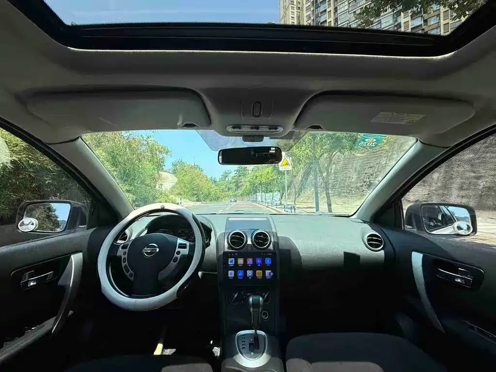 Nissan Qashqai — миниатюра 5