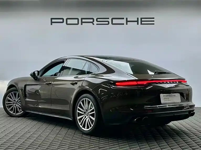 Porsche Panamera — миниатюра 6