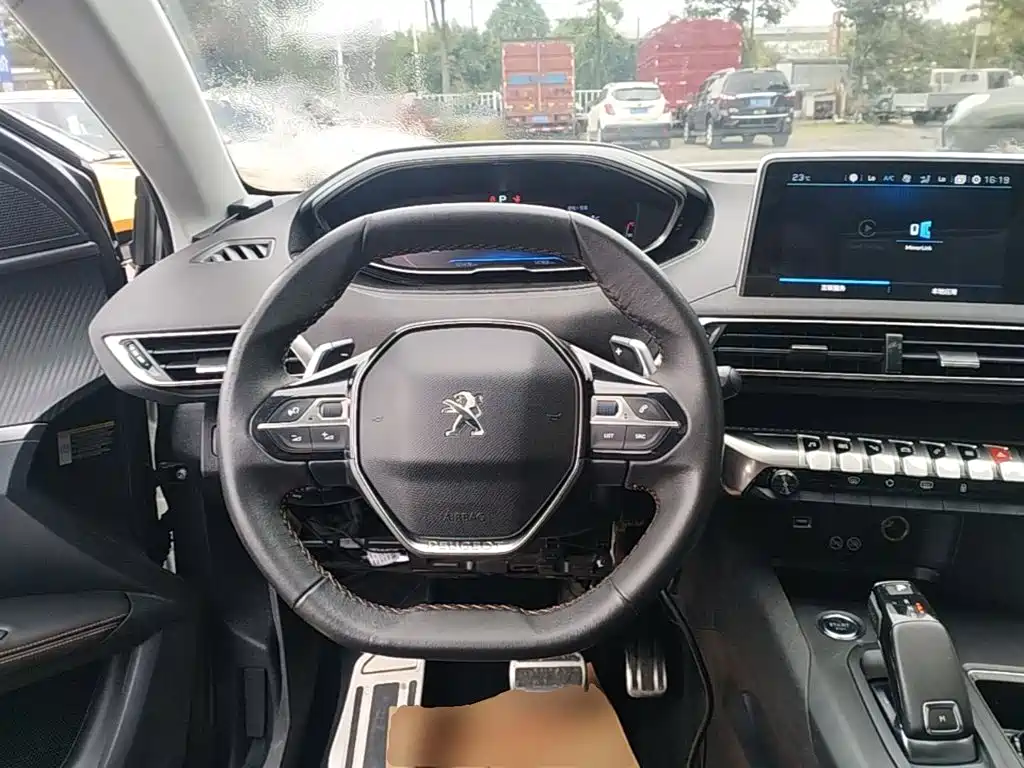 Peugeot 4008 — миниатюра 11
