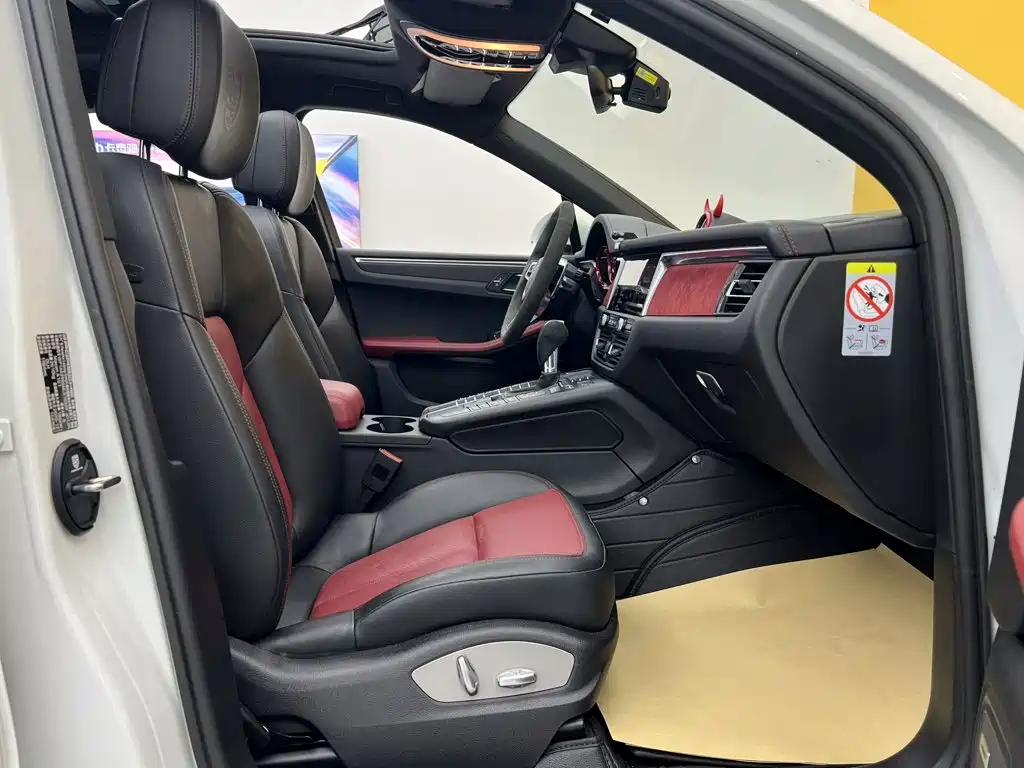 Porsche Macan — миниатюра 19