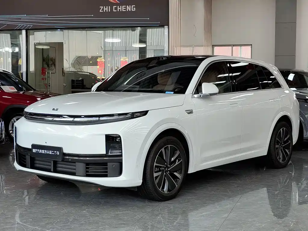 Li Auto Li L7 2025
