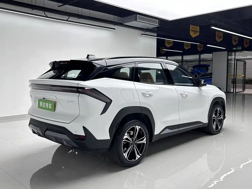 GEELY GALAXY GALAXY L7