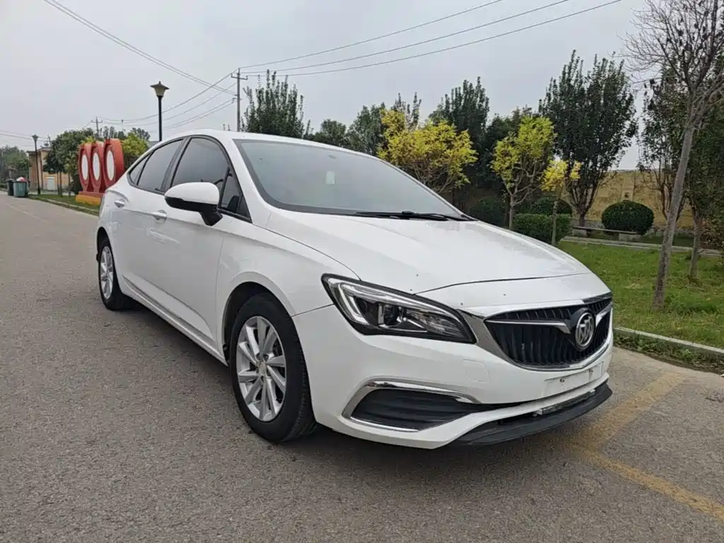 Buick Verano — миниатюра 4