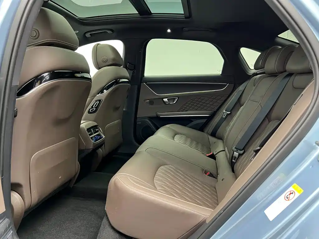 BYD Han — миниатюра 15