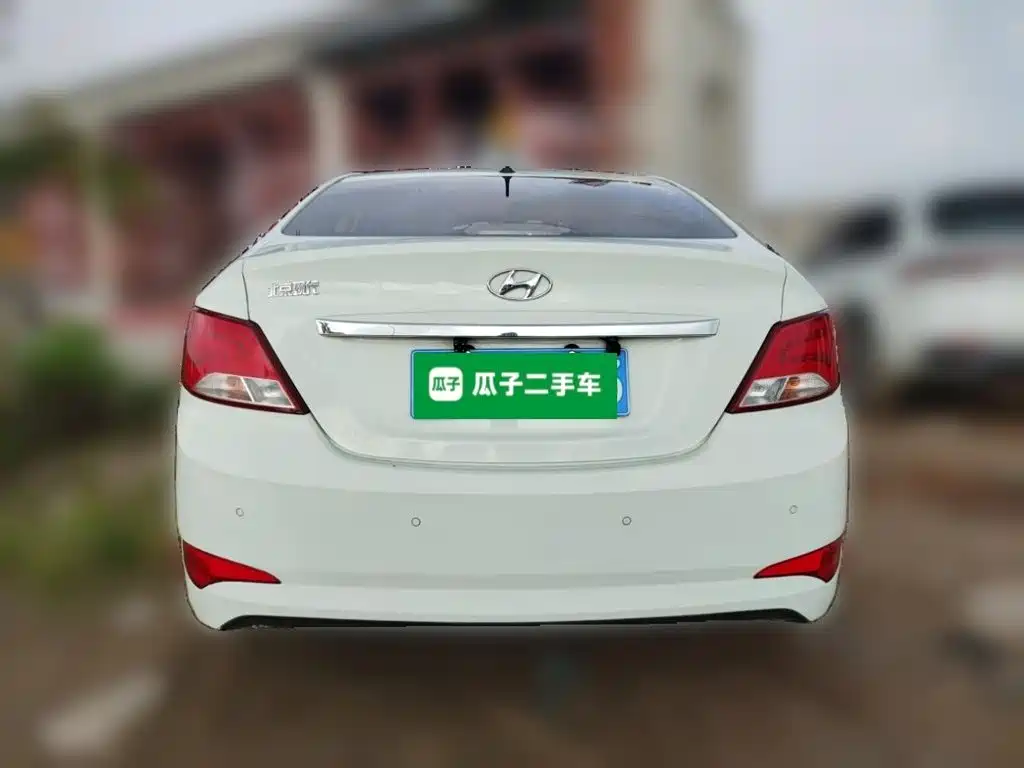 Hyundai Verna — миниатюра 3