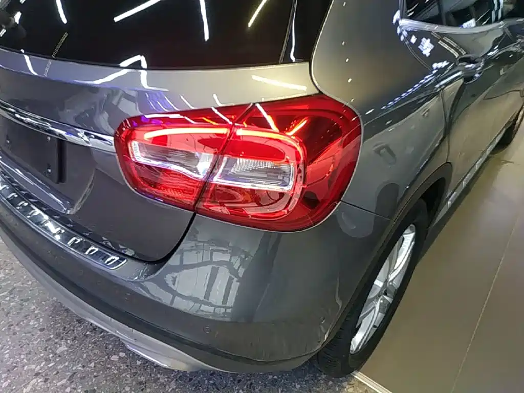 Mercedes-Benz GLA — миниатюра 8