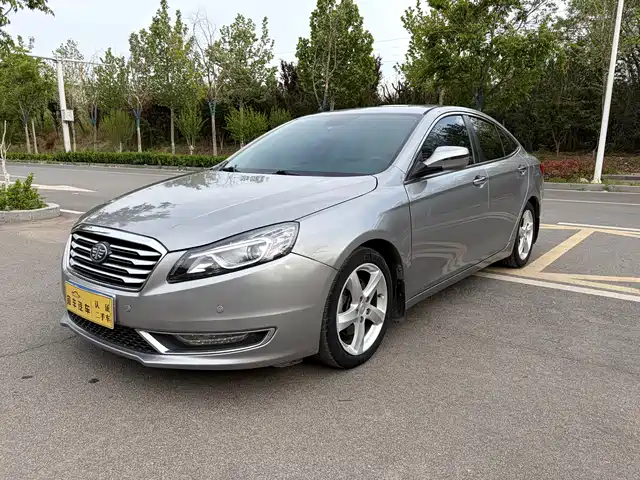 2016 Bestune B70