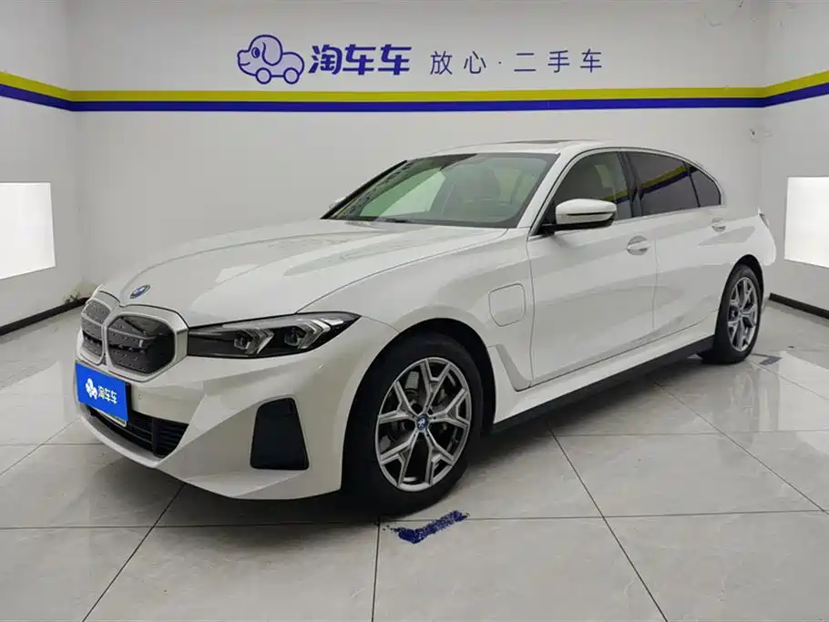 BMW i3 2024 eDrive 35 L