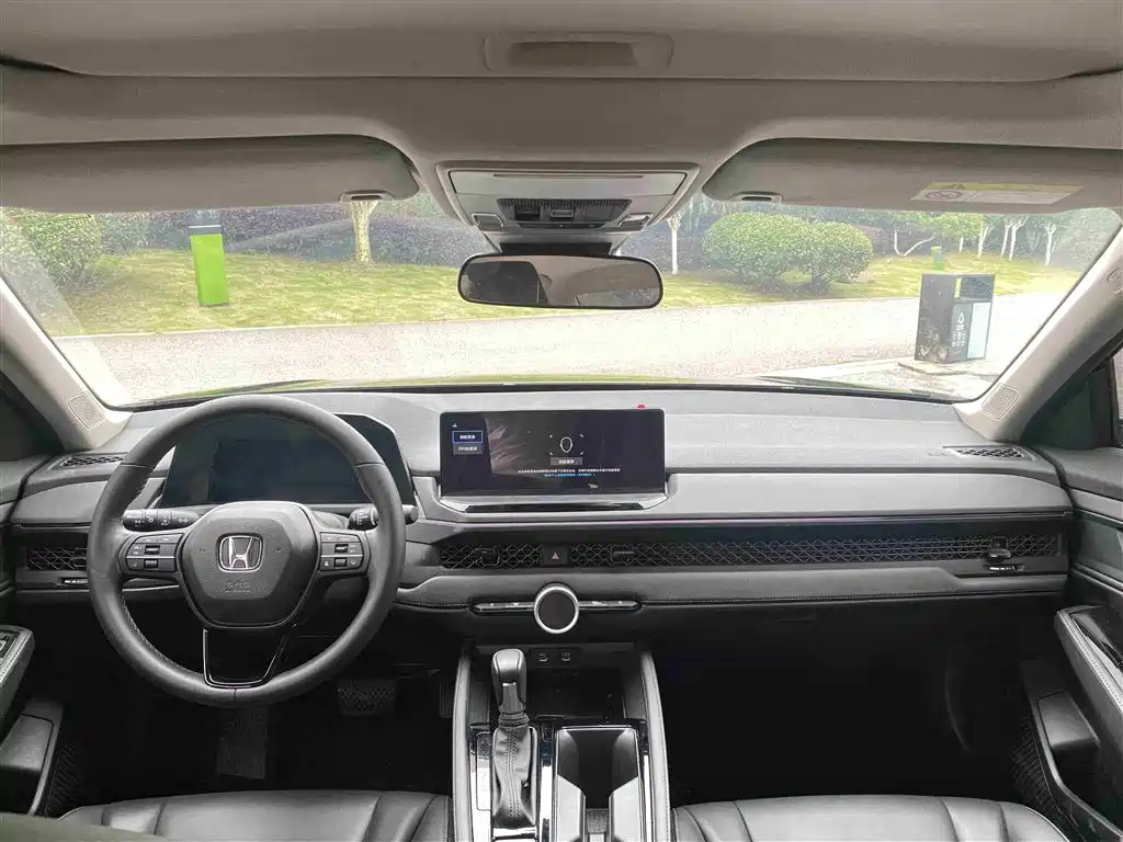 Honda Accord 2023 260TURBO Smart