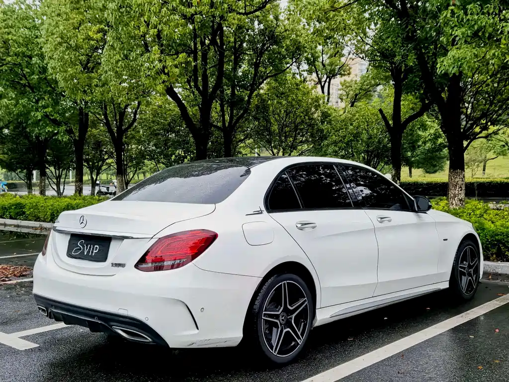 Mercedes-Benz C-Class — миниатюра 14