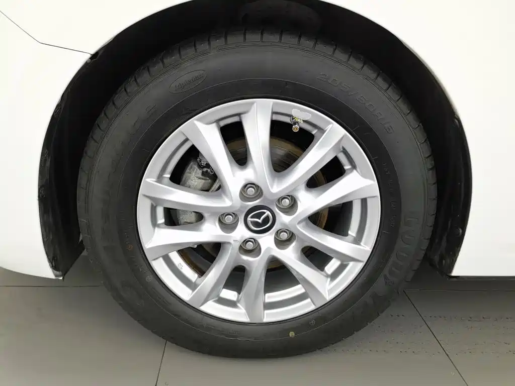 Mazda 3 Axela — миниатюра 17