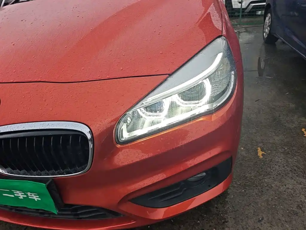 BMW 2 Series Active Tourer — миниатюра 24