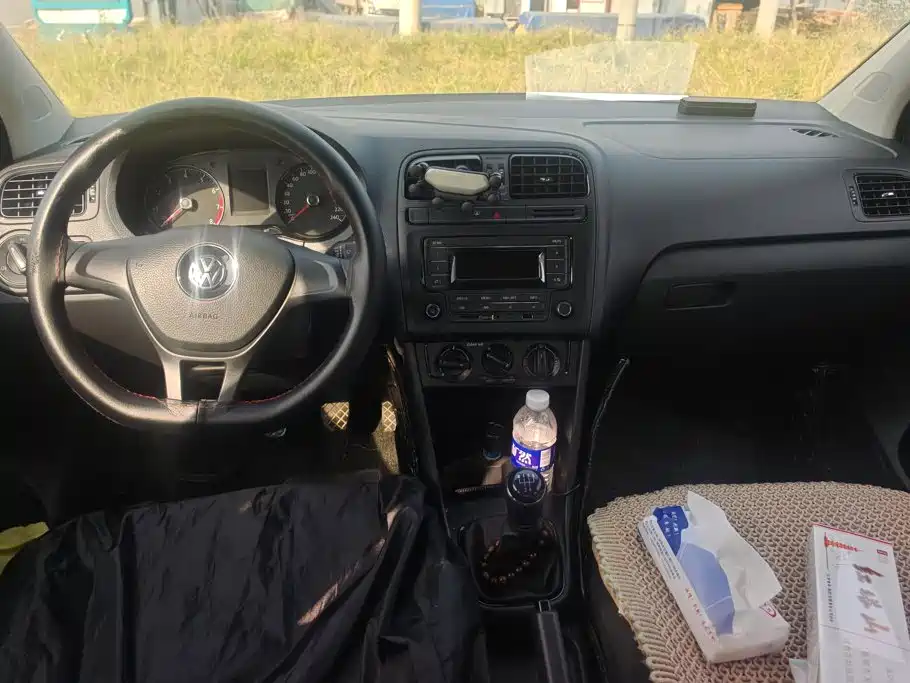 Volkswagen Polo — миниатюра 12
