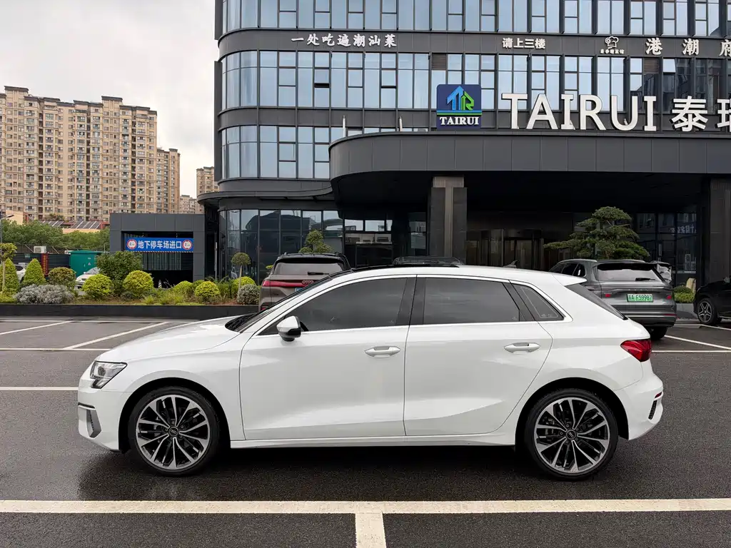Audi A3 — миниатюра 4