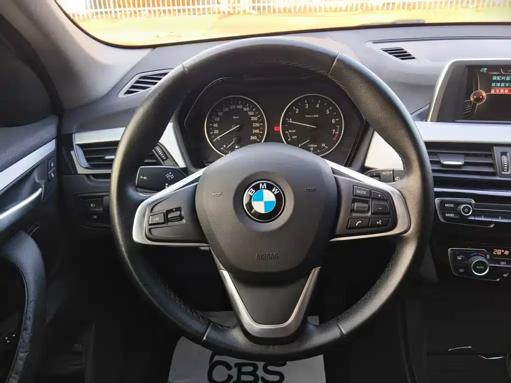 BMW X1 — миниатюра 9