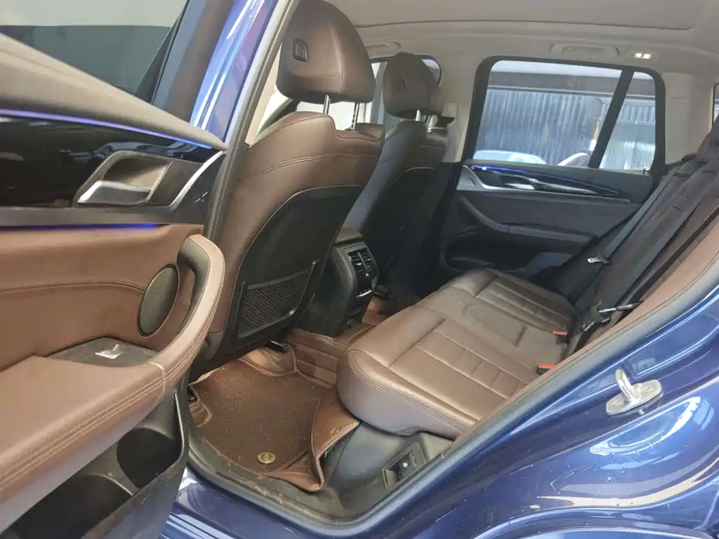 BMW X3 — миниатюра 8