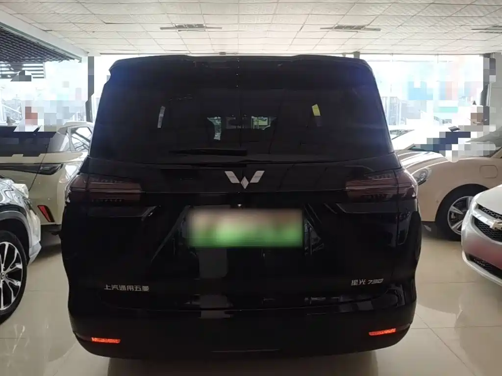 Wuling Xingguang 730 New Energy — миниатюра 6
