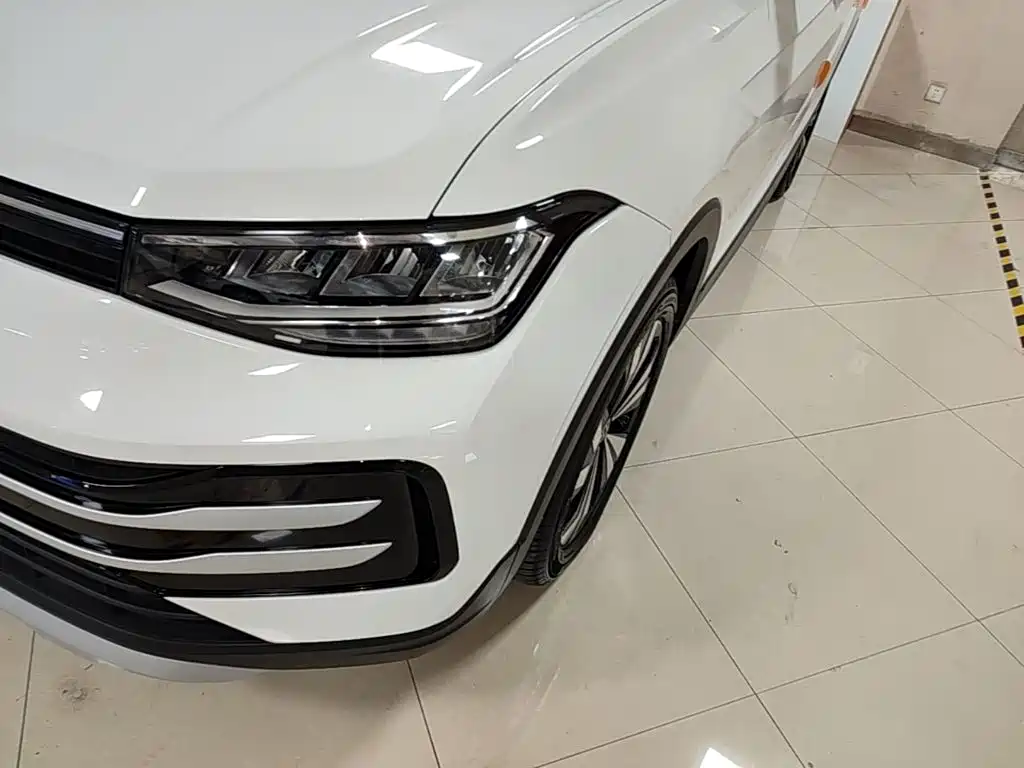 Volkswagen Tharu — миниатюра 24
