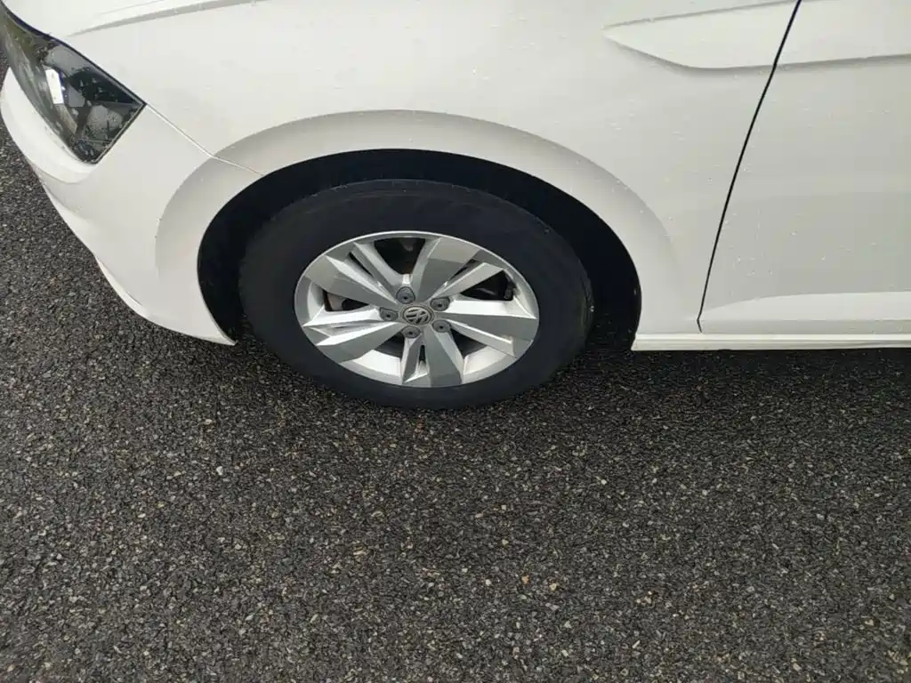 Volkswagen Polo — миниатюра 23