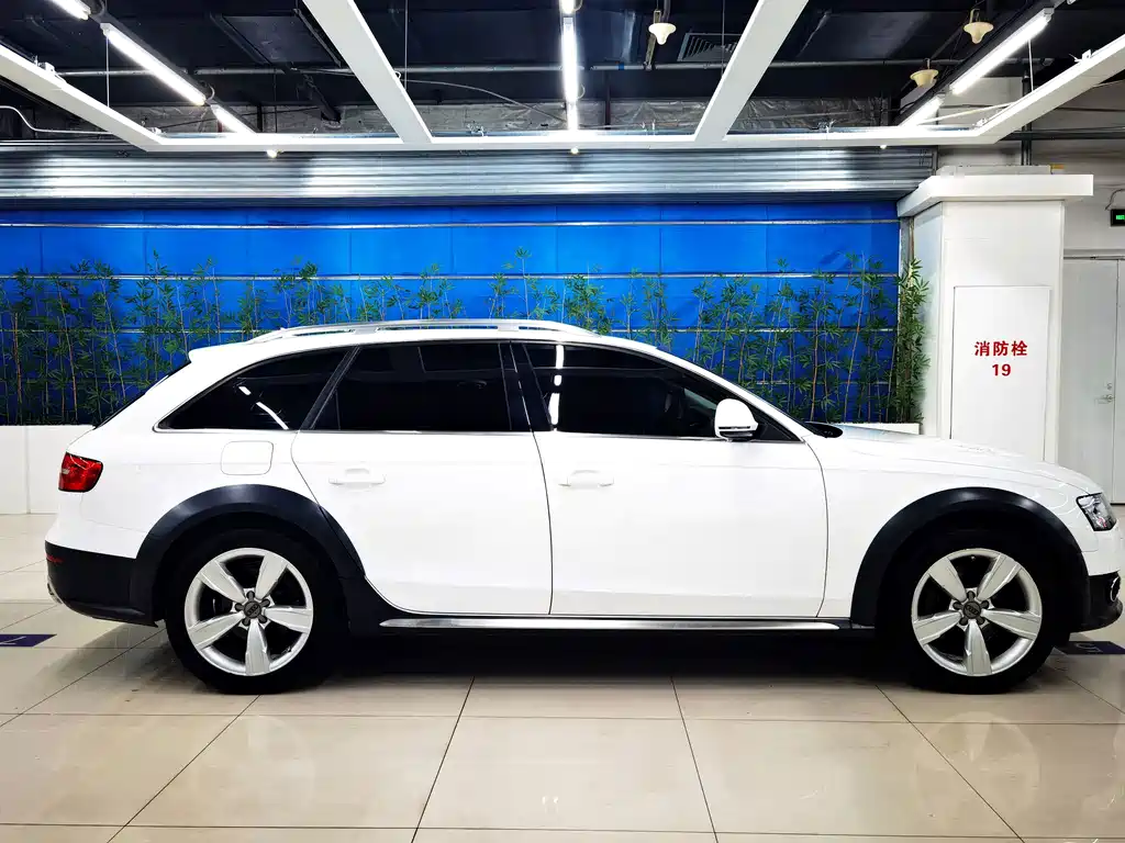 Audi A4 (Import) — миниатюра 4