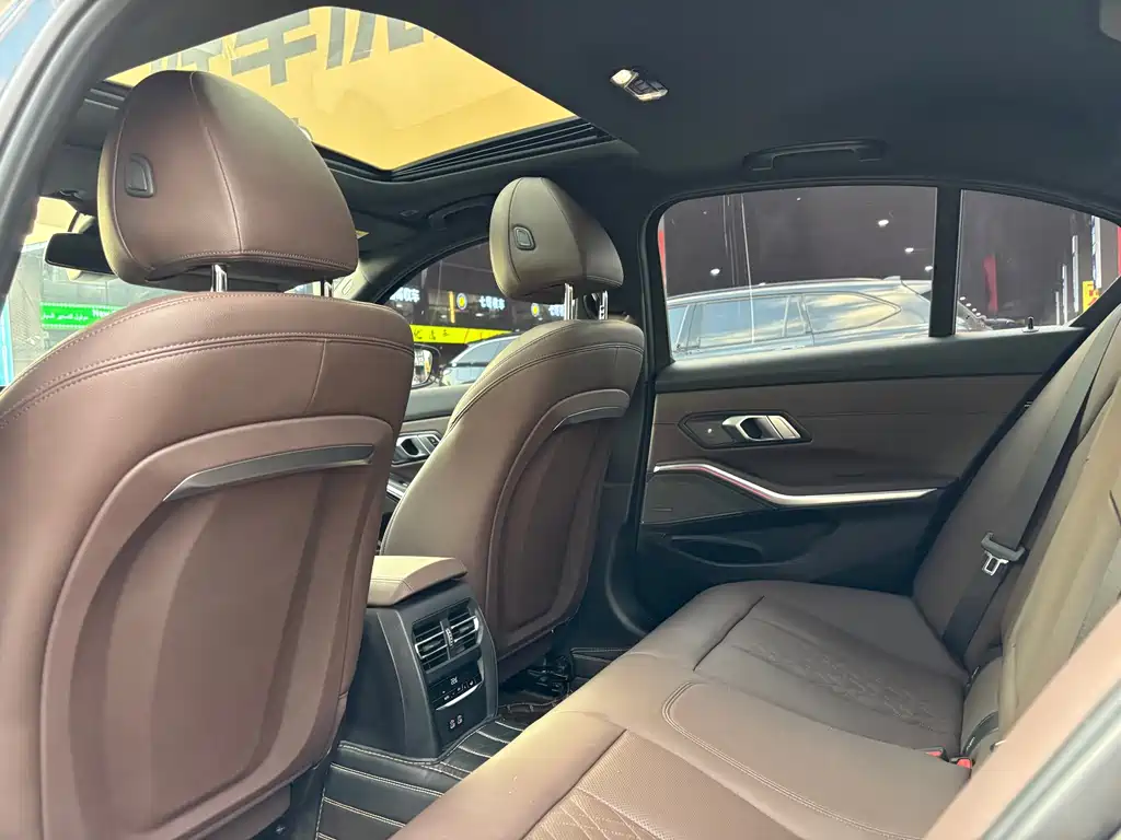 BMW 3 Series — миниатюра 14